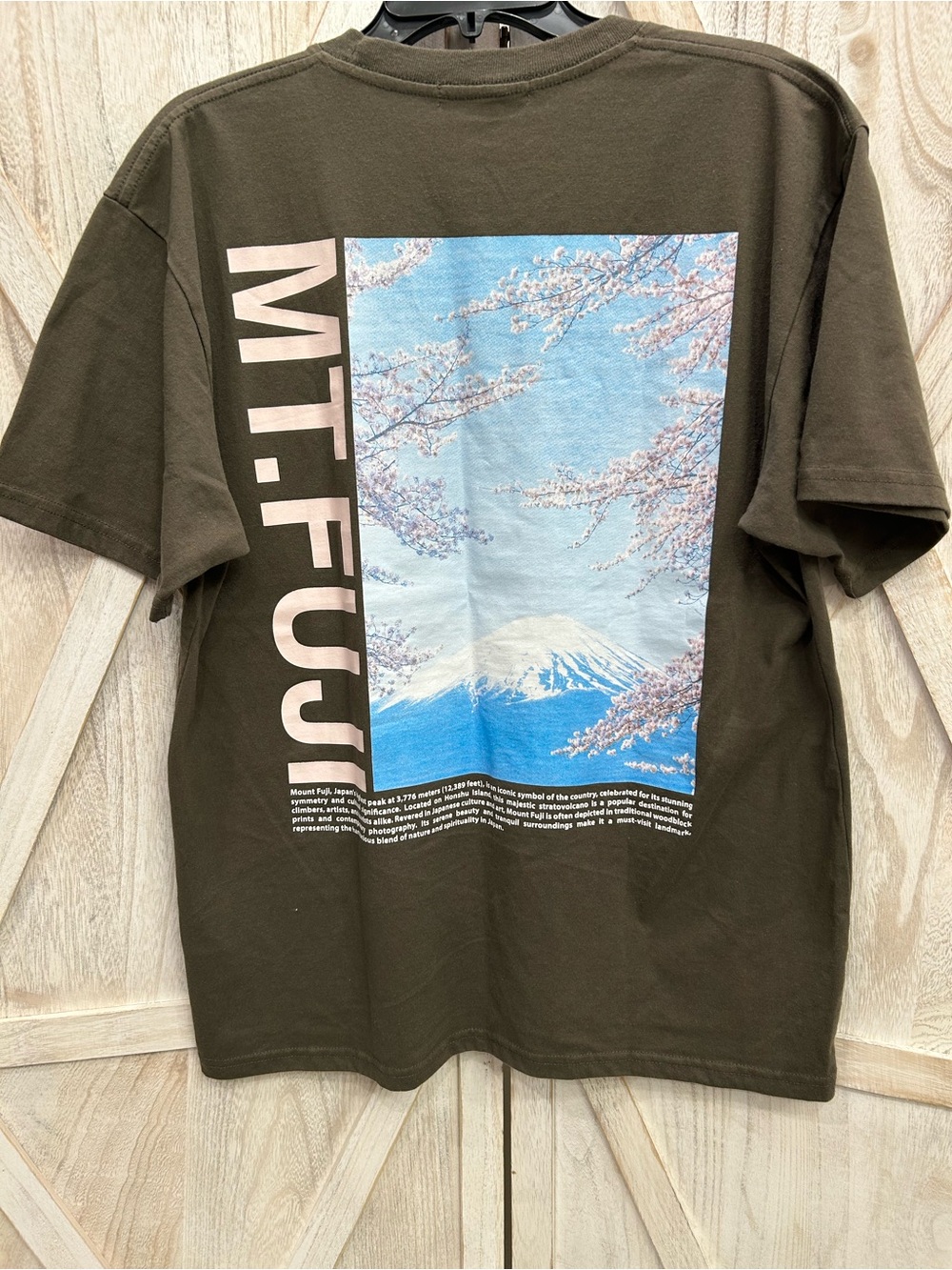Mount Fuji Graphic T-Shirt Olive Green Men’s Large